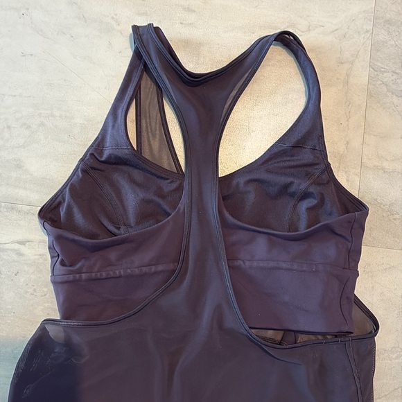 Lululemon Bra Top athletic tank/bra sports bra & over shirt purple EUC Size 8 - Picture 7 of 11